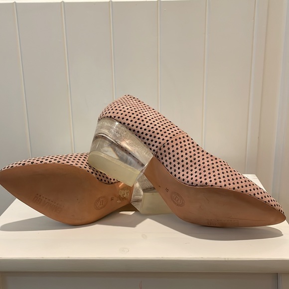 Copenhagen designer: EMMA GO - Picture 4 of 5